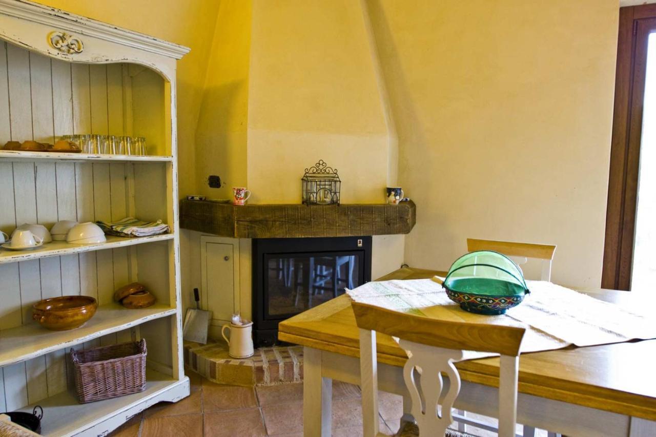 Agriturismo Borgo Serafino Mangone  Exterior photo